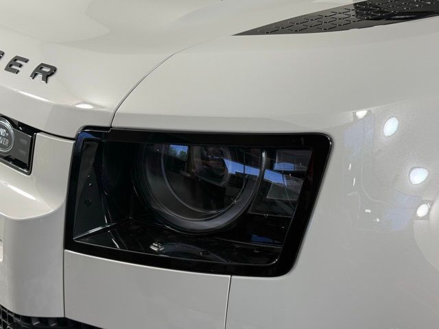 2026 Land Rover Defender S - Photo 20