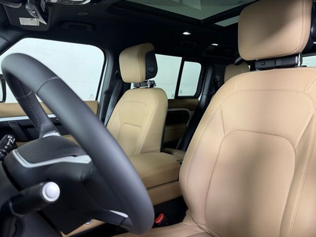 New 2026 Land Rover Defender 110 400PS X-Dynamic SE SUV