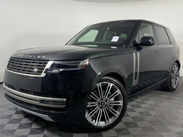 2025 Land Rover Range Rover SE's photo