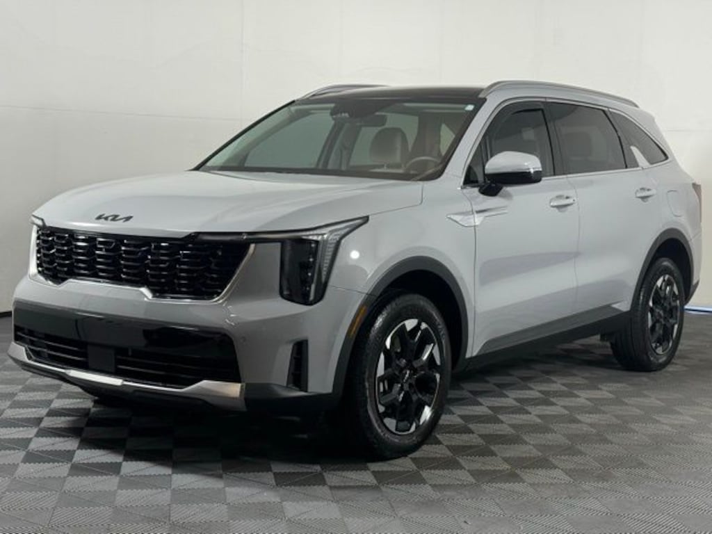 Used 2025 Kia Sorento S SUV