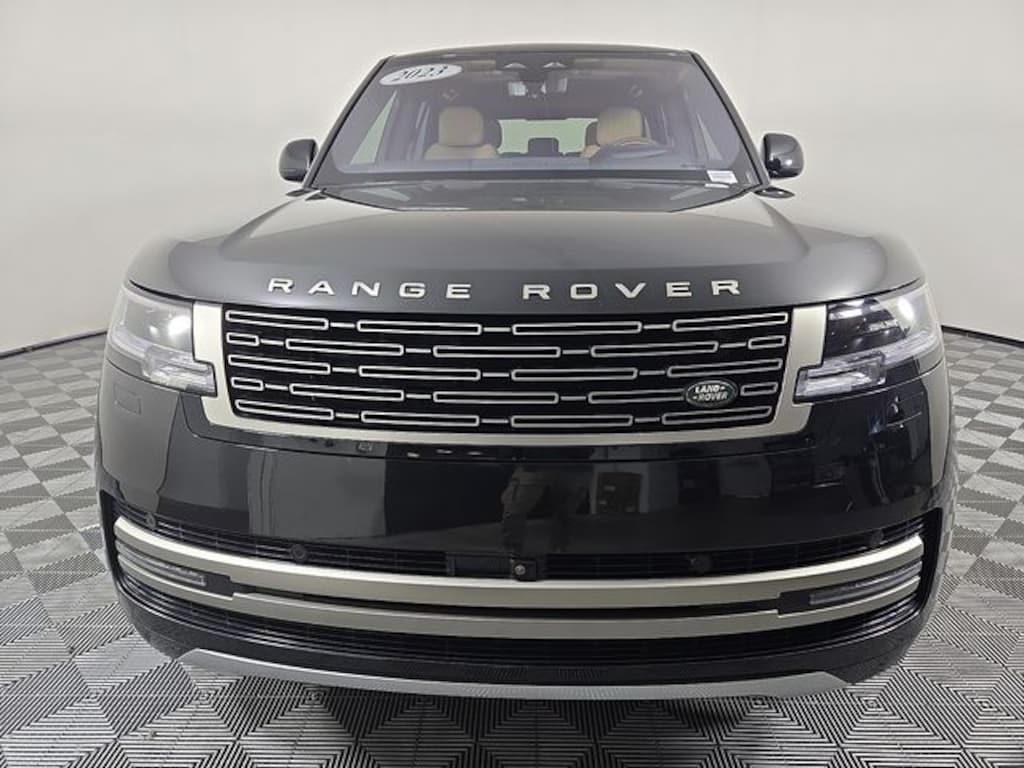Used 2023 Land Rover Range Rover SE SUV