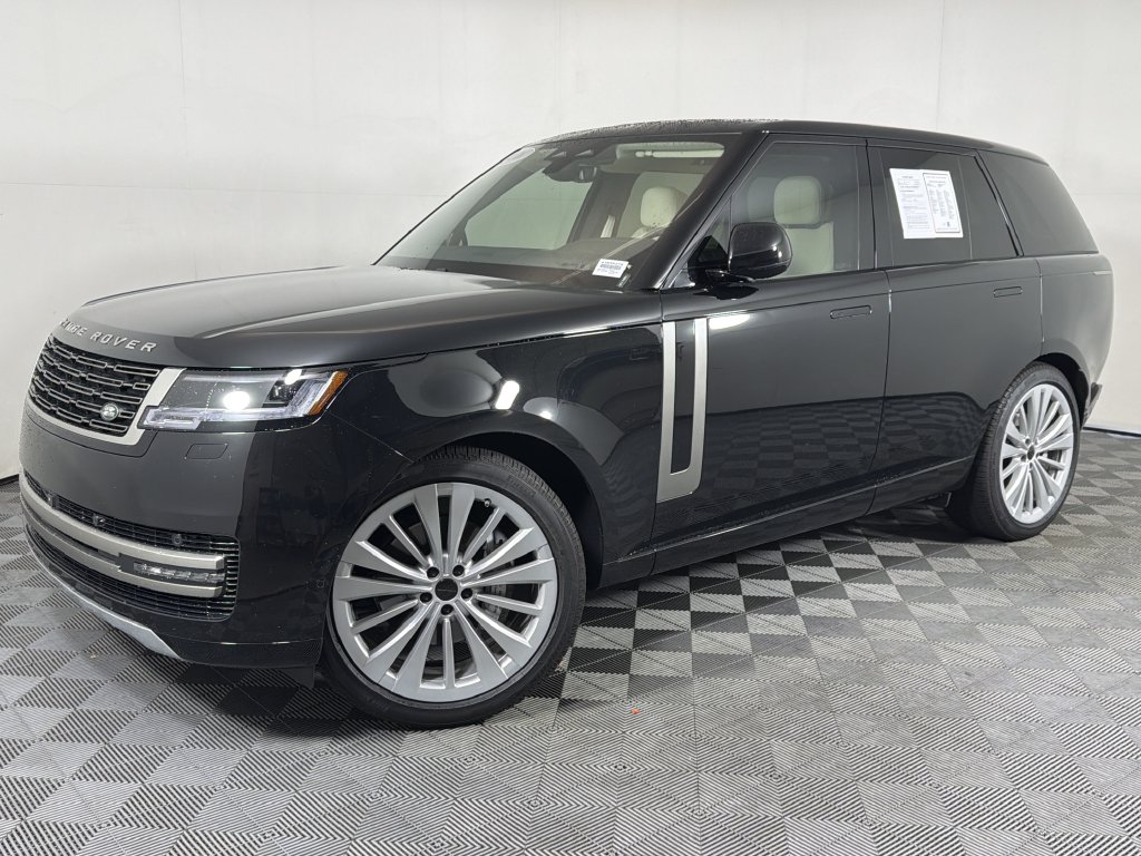 2026 Land Rover Range Rover SE SUV