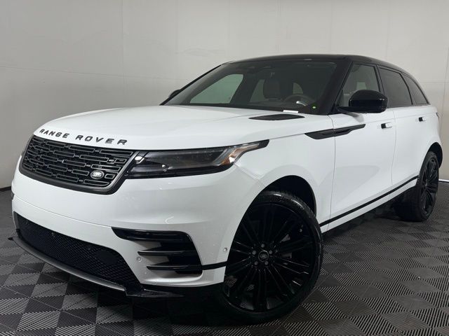 2026 Land Rover Range Rover Velar Dynamic SE's photo