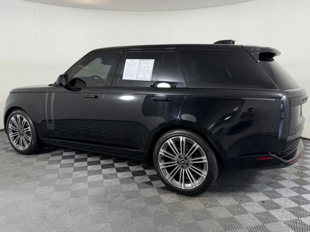Used 2024 Land Rover Range Rover SE SUV