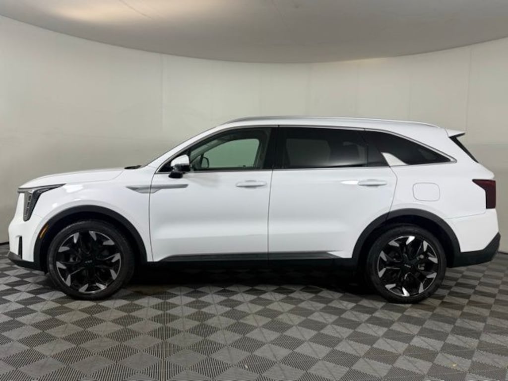Used 2025 Kia Sorento SX SUV