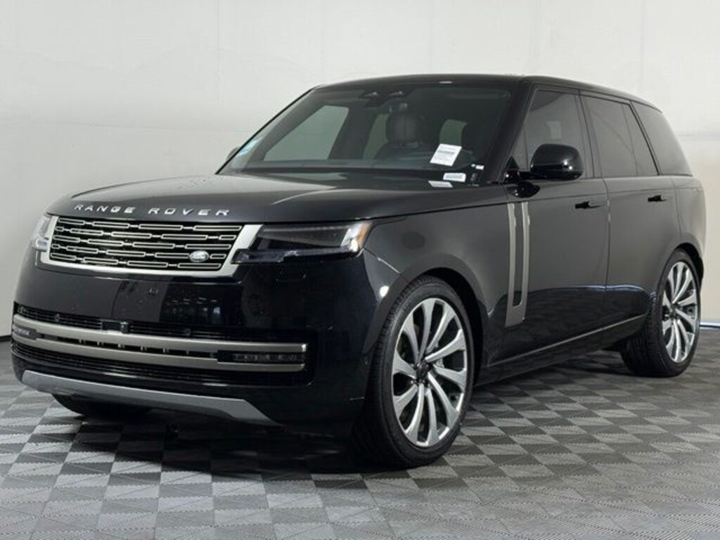 New 2026 Land Rover Range Rover SE SUV