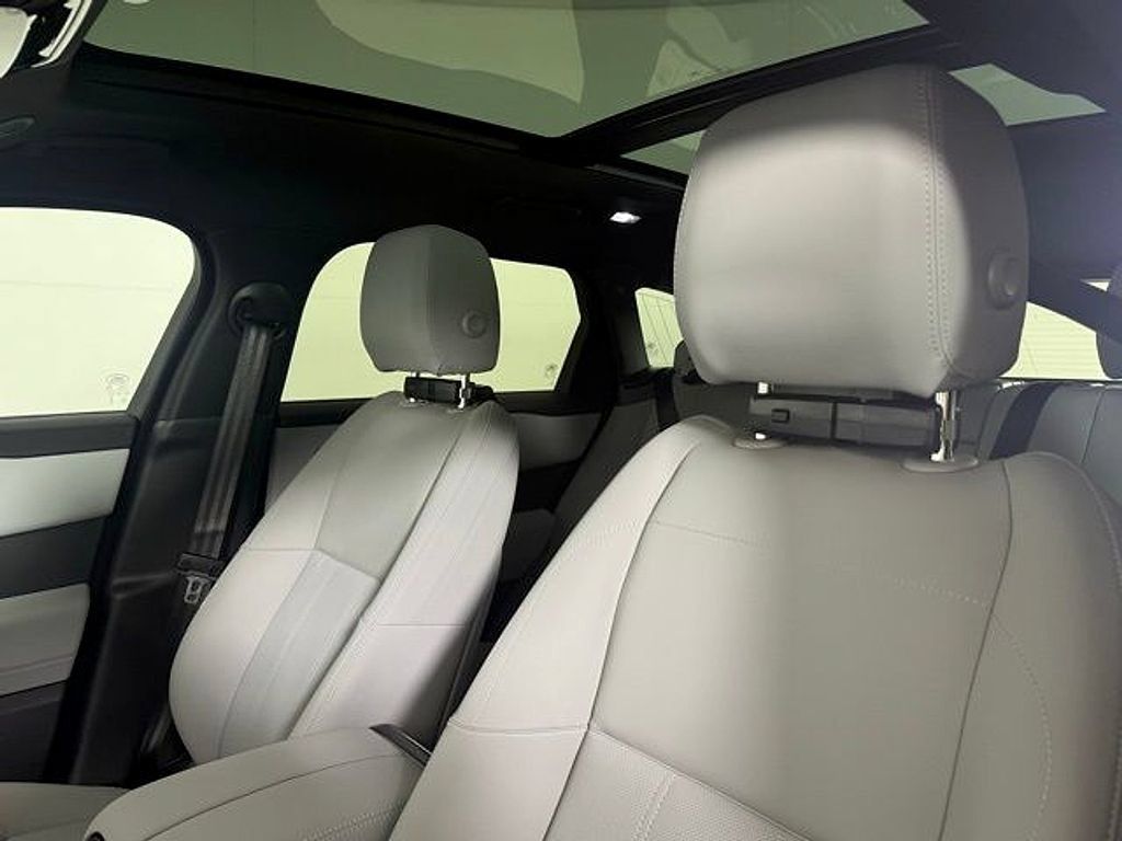 2026 Land Rover Range Rover Velar S - Photo 31