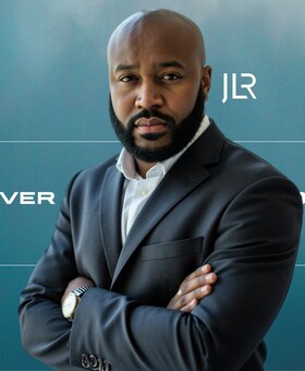 Staff member Chris Smith from ID_929700304532