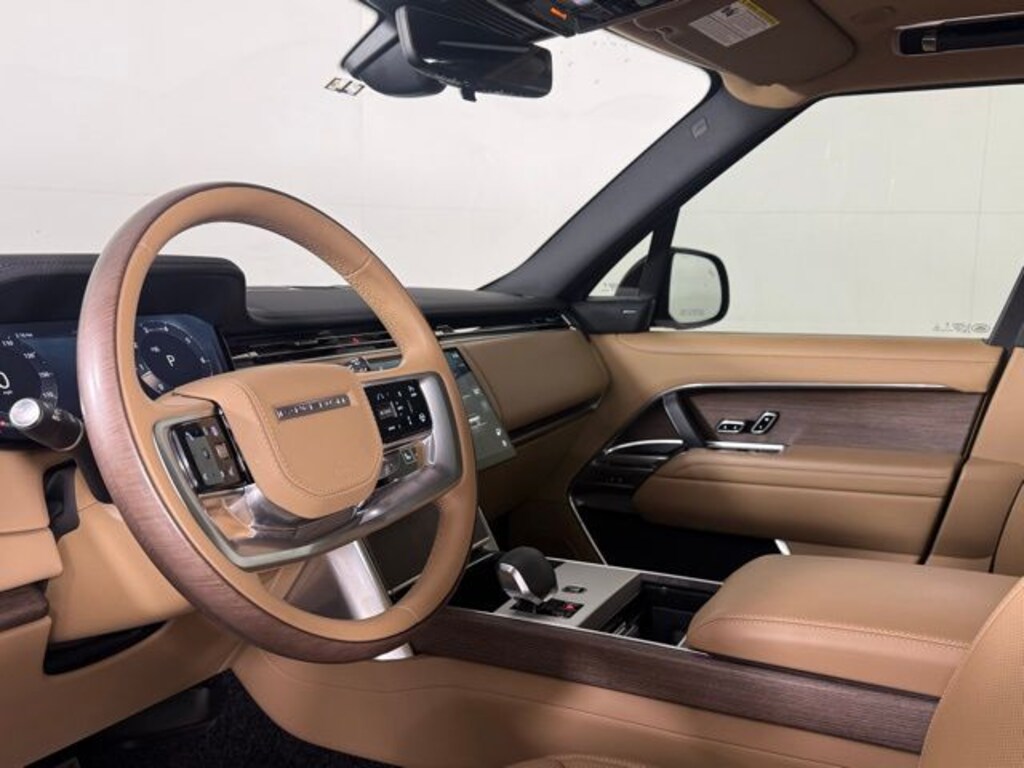 Used 2025 Land Rover Range Rover SE SUV