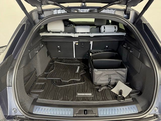 2026 Land Rover Range Rover Velar S - Photo 17