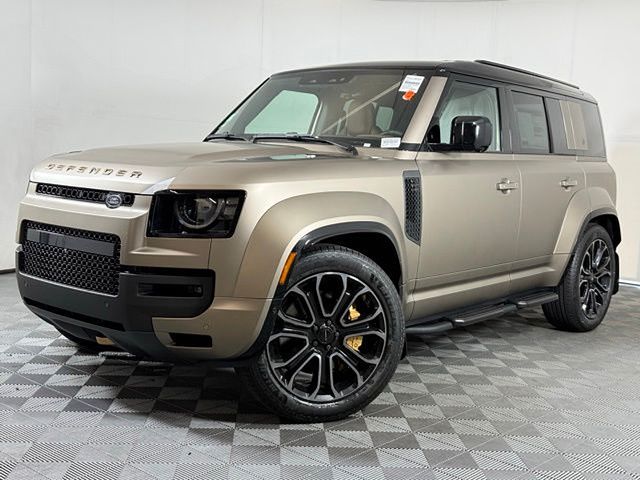 2026 Land Rover Defender 110 OCTA P635's photo