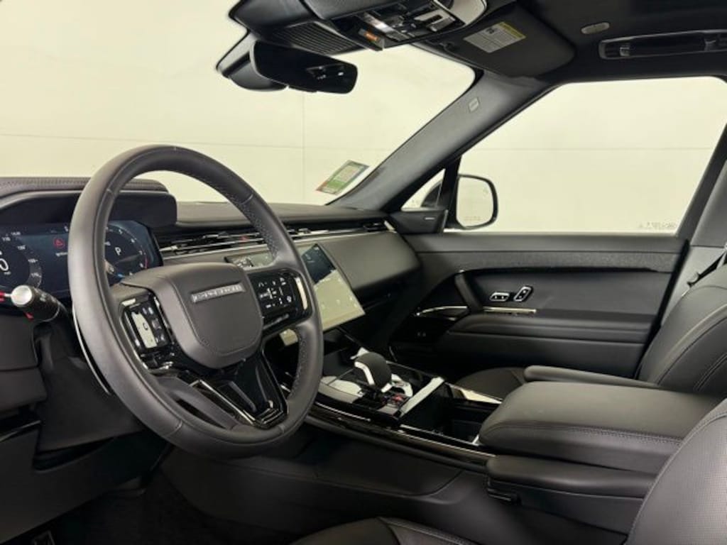 New 2025 Land Rover Range Rover Sport Dynamic SE SUV