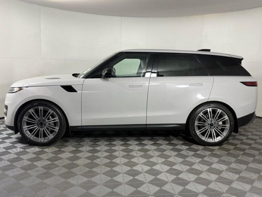 New 2026 Land Rover Range Rover Sport SE 360PS SUV