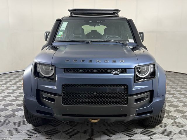 2026 Land Rover Defender OCTA - Photo 9
