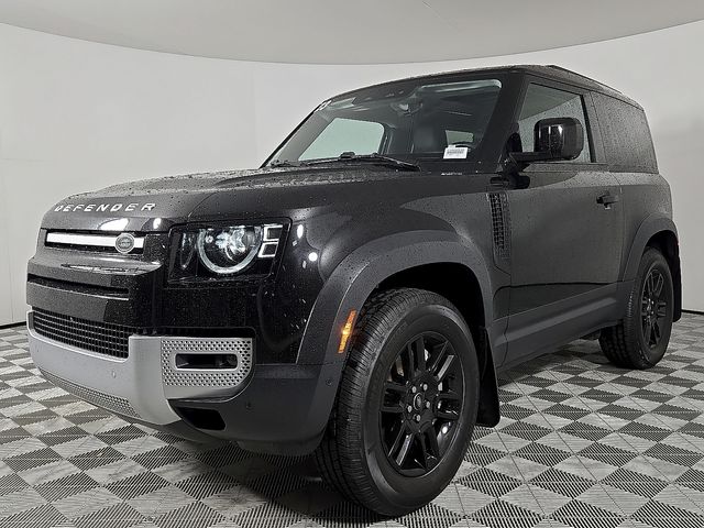 2023 Land Rover Defender SE's photo