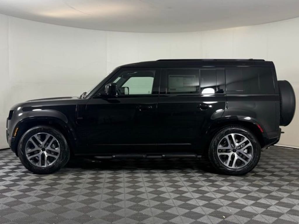 New 2026 Land Rover Defender 110 X-Dynamic SE SUV