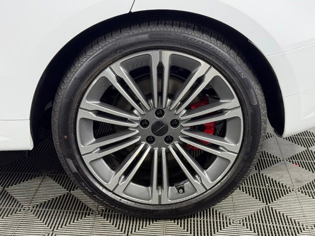 2026 Land Rover Range Rover Sport 11