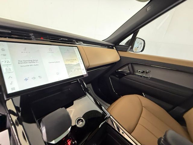 2026 Land Rover Range Rover Sport 25