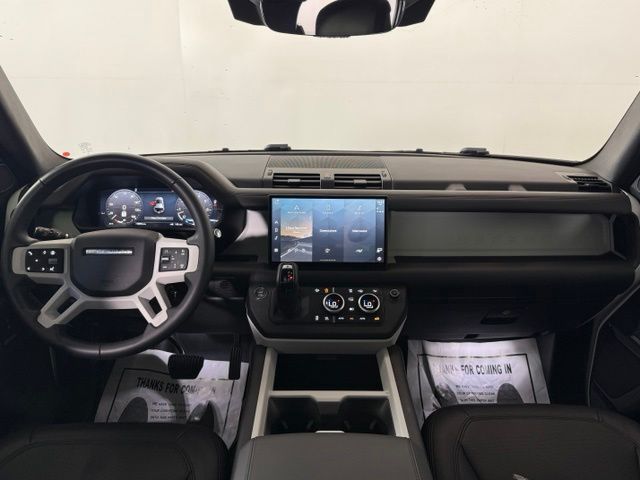 2025 Land Rover Defender X-Dynamic SE - Photo 23