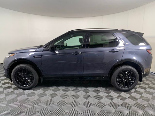 2024 Land Rover Discovery Sport SE photo 3