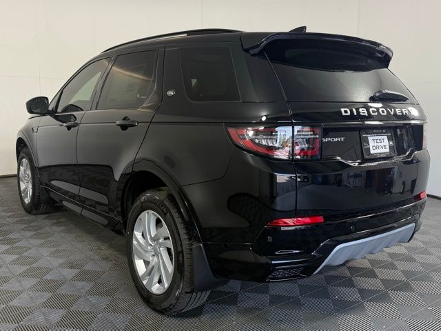 2025 Land Rover Discovery Sport S photo 4