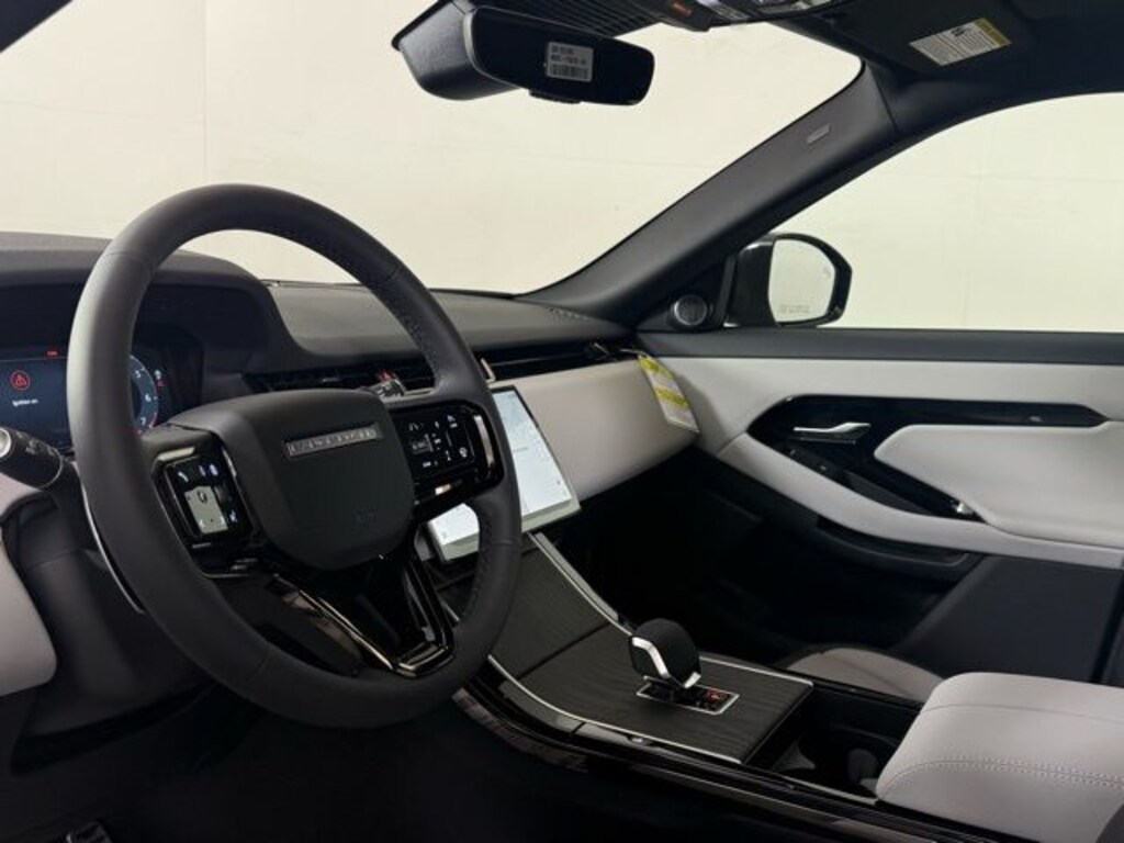 New 2026 Land Rover Range Rover Evoque Dynamic SUV