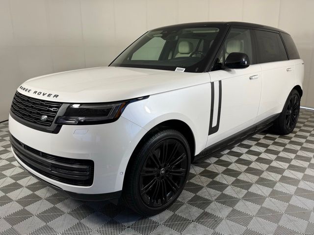 2025 Land Rover Range Rover SE photo 2