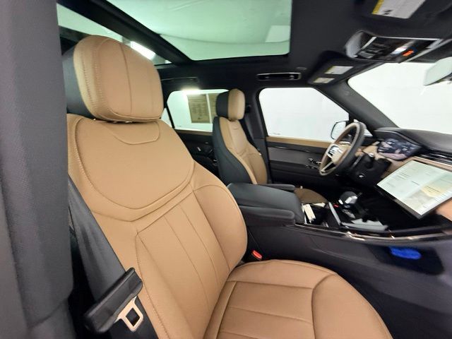 2026 Land Rover Range Rover Sport 37