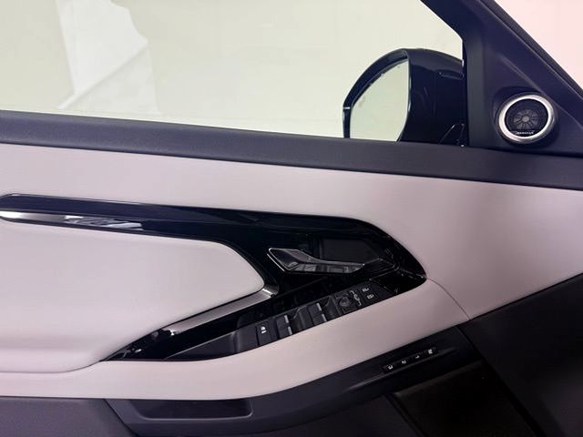 2026 Land Rover Range Rover Evoque S - Photo 25
