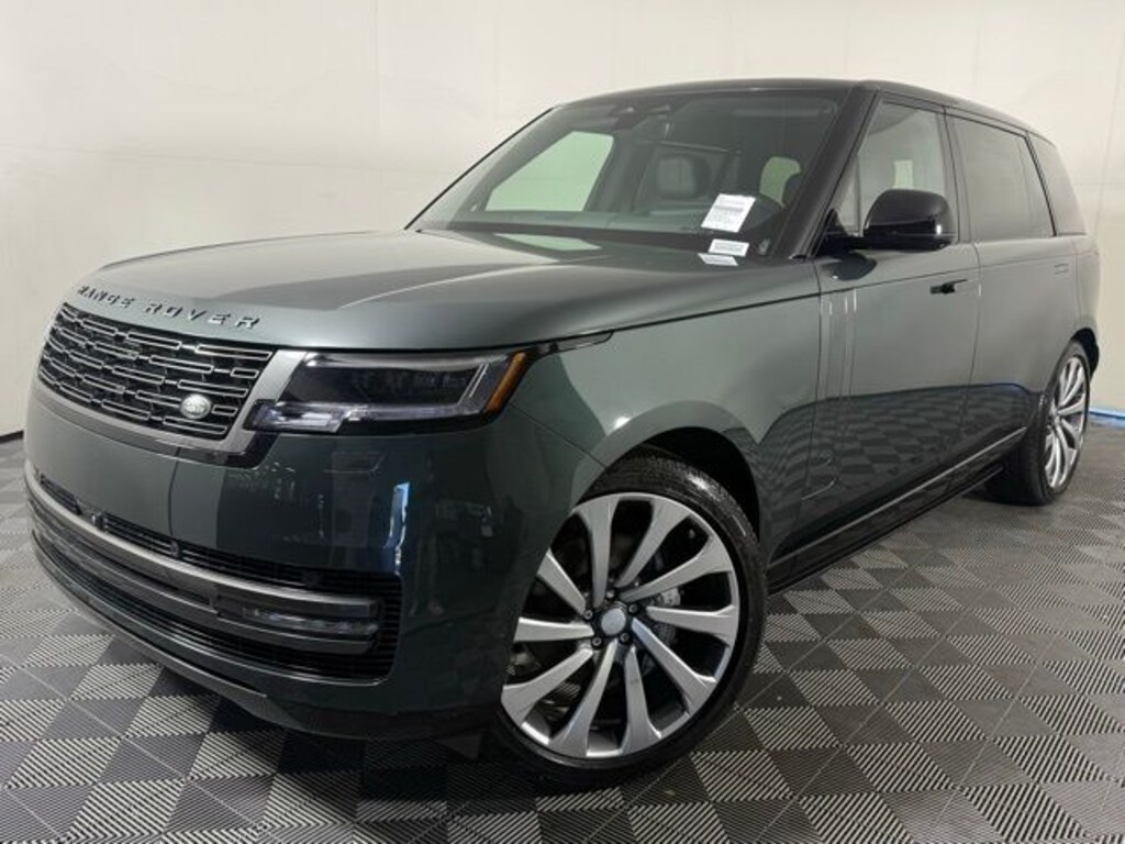 New 2025 Land Rover Range Rover SE SUV