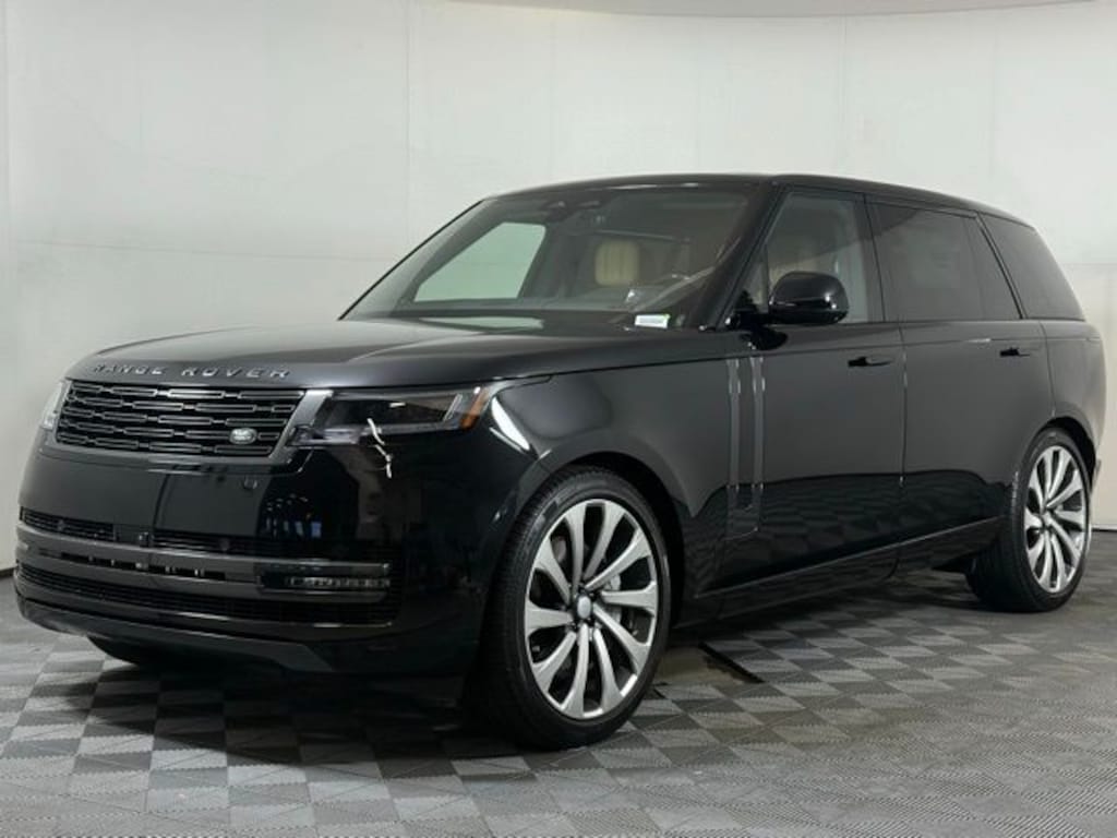 New 2025 Land Rover Range Rover SE SUV