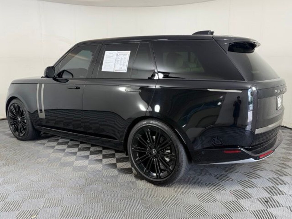 Certified 2025 Land Rover Range Rover SE SUV