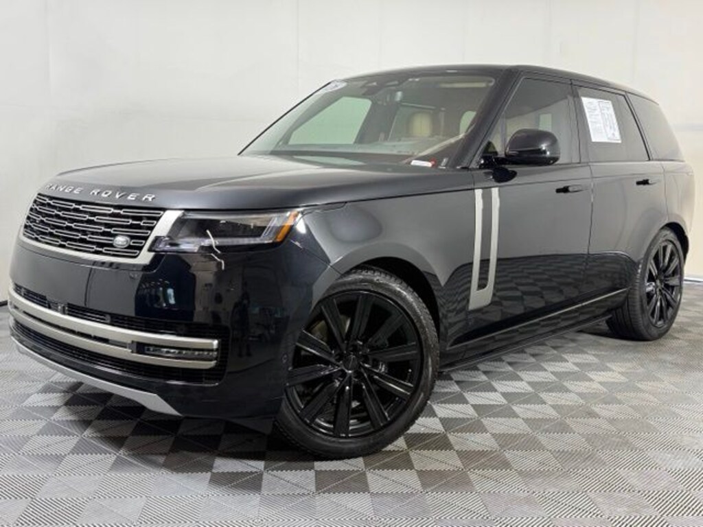 Used 2026 Land Rover Range Rover SE SUV