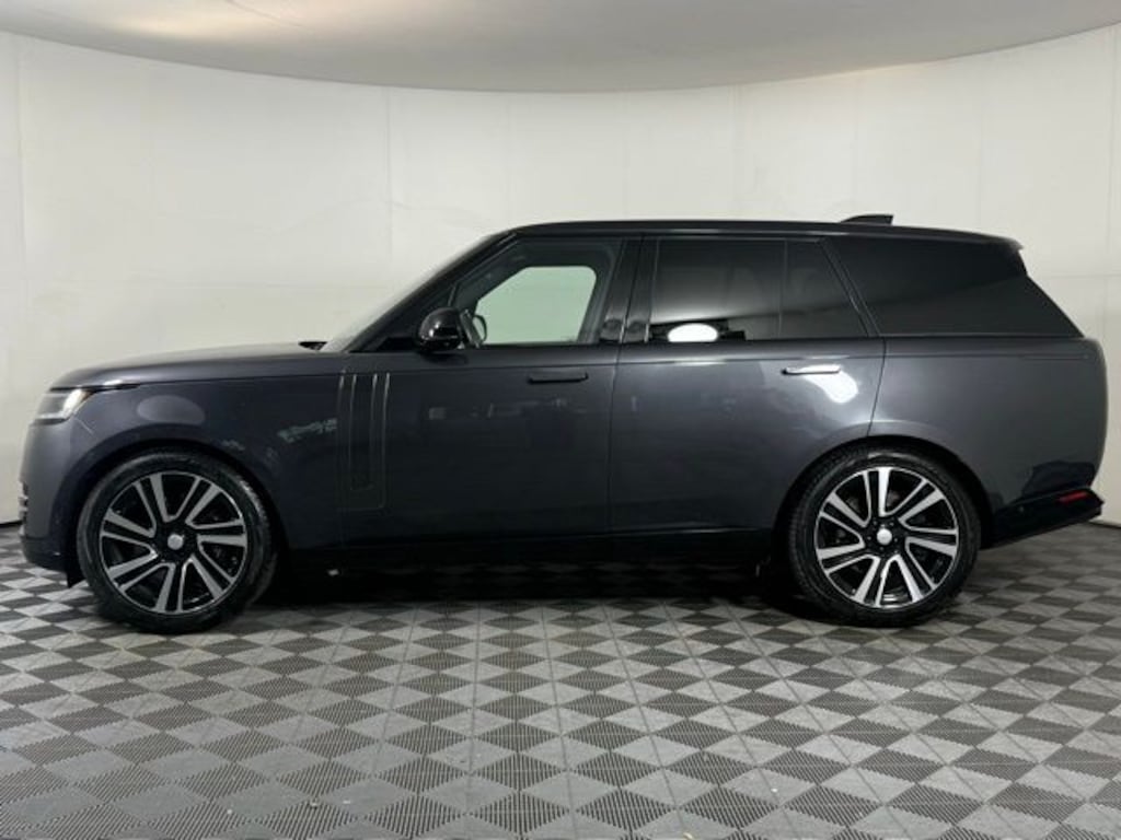 Used 2023 Land Rover Range Rover SE SUV