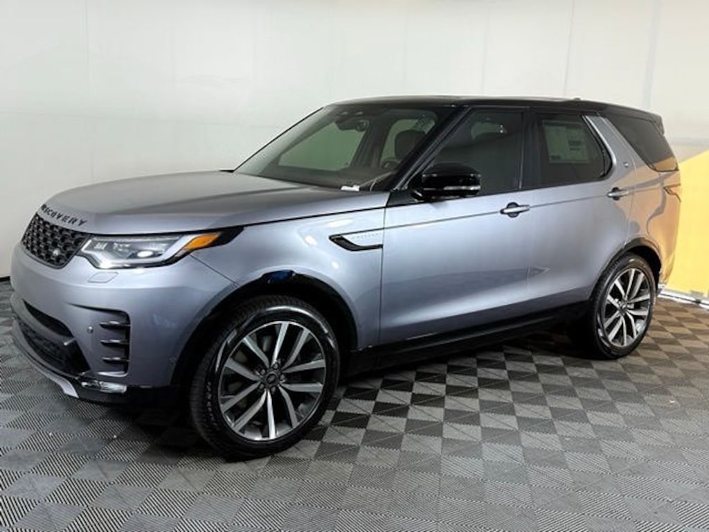 Certified 2025 Land Rover Discovery Dynamic SE SUV