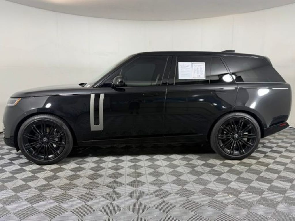 Certified 2025 Land Rover Range Rover SE SUV