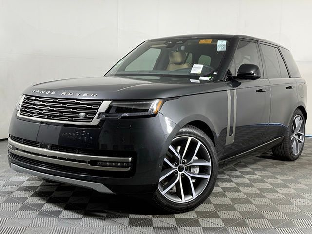2026 Land Rover Range Rover 3.0 PHEV SE SWB's photo