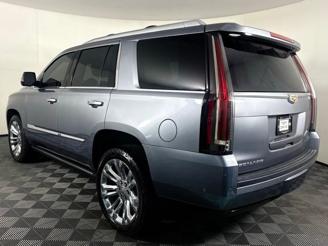 2018 Cadillac Escalade Premium Luxury photo 4
