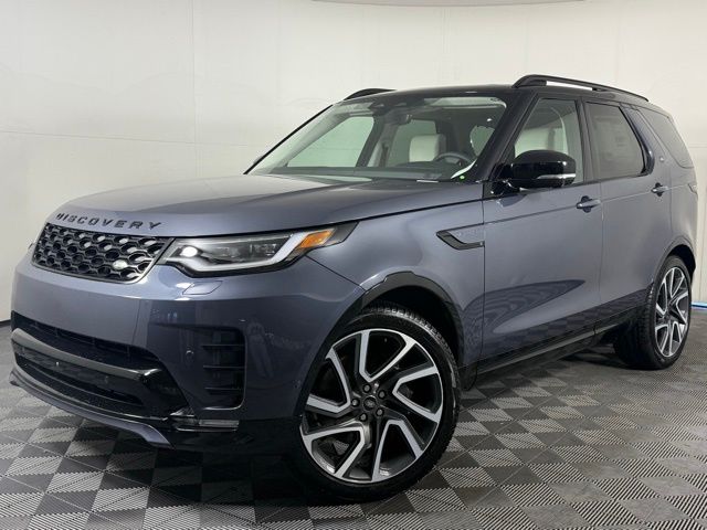2025 Land Rover Discovery Dynamic SE's photo