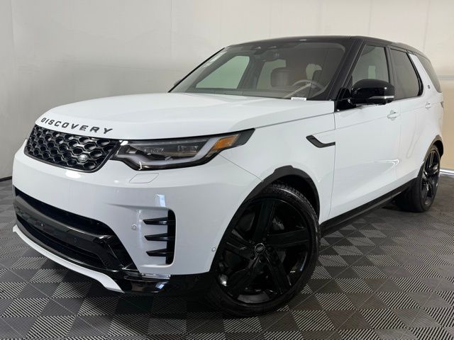 2025 Land Rover Discovery Dynamic SE's photo