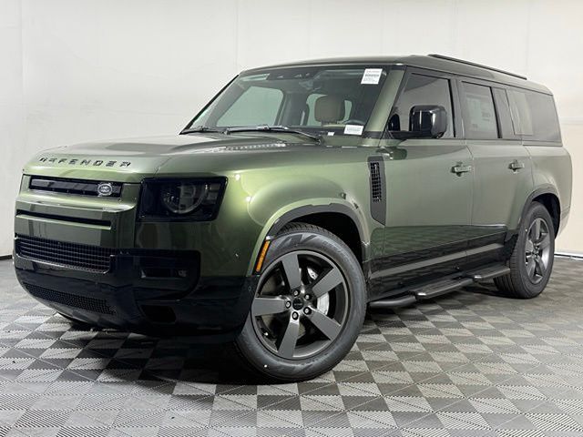2026 Land Rover Defender 130 X-Dynamic SE P400's photo