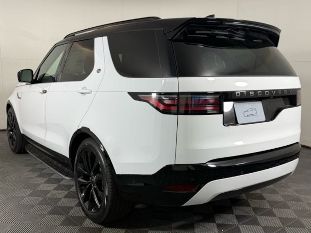 New 2026 Land Rover Discovery