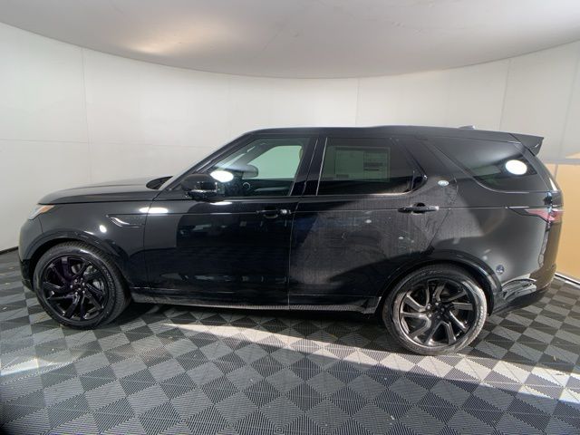2025 Land Rover Discovery SE photo 3