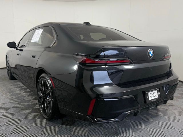 2023 Bmw 740i 7-series photo 3