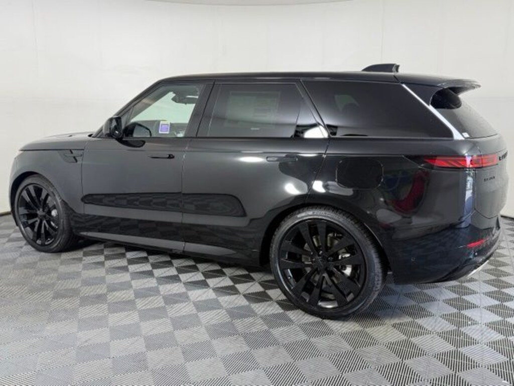 New 2026 Land Rover Range Rover Sport Dynamic SE SUV
