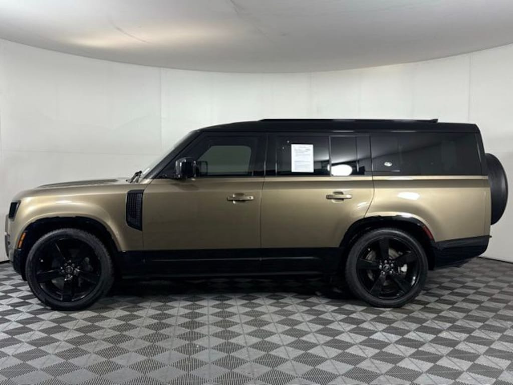 Used 2023 Land Rover Defender 130 X-Dynamic SE SUV