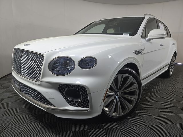 2023 Bentley Bentayga Hybrid's photo