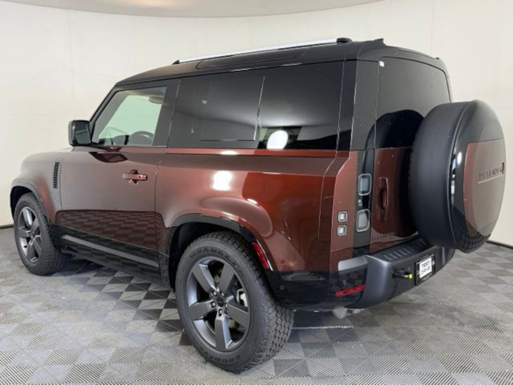 New 2026 Land Rover Defender 90 X-Dynamic SE SUV