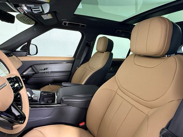 2026 Land Rover Range Rover Sport 6