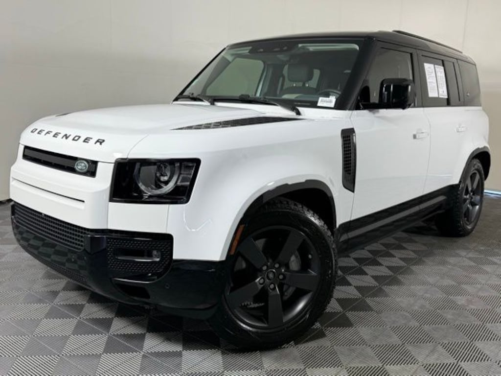 Used 2024 Land Rover Defender 110 X-Dynamic SE SUV